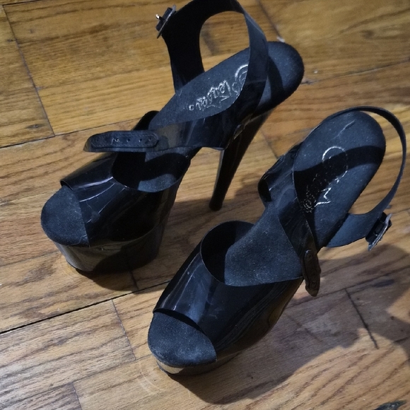 Black Platform High Heels - Picture 2 of 6